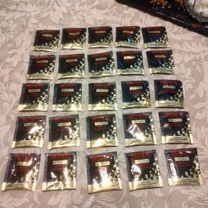 🖤 Twisting Pudding Sample Set of 25 - Revlon Realistic Black Seed Oil